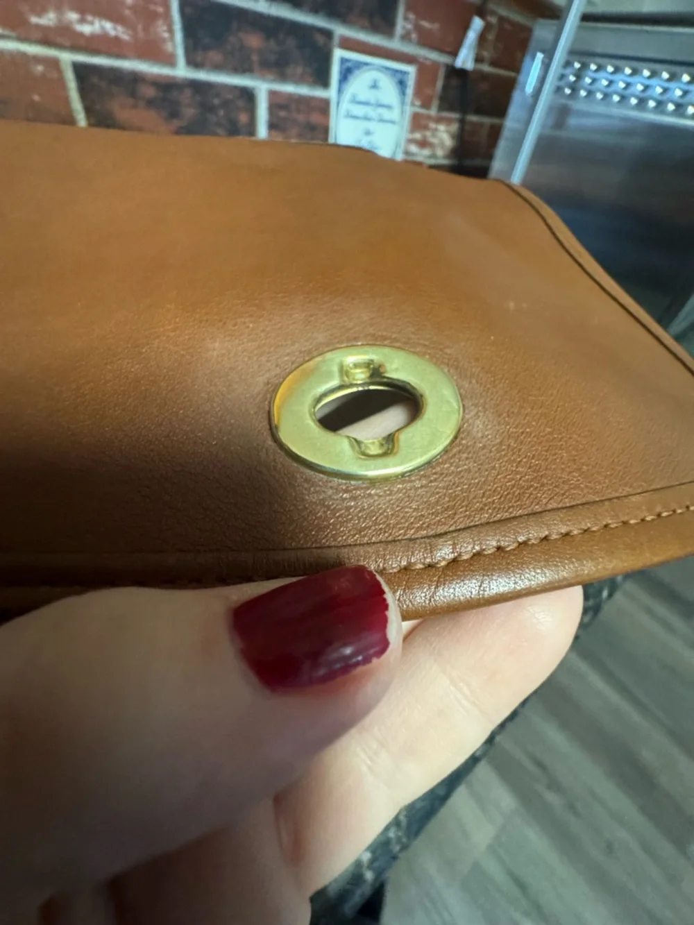 Vintage Coach Crescent Bag 9988 British Tan Leather Shoulder Bag USA - Picture 13 of 16